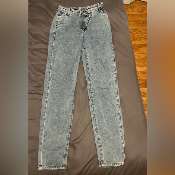 PLT ASYMMETRICAL Waist Jeans - Picture 2 of 3